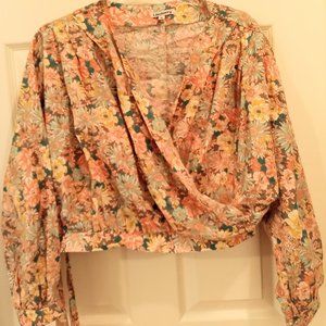 Super Cute! Women's Floral Print Wrap Front Top w/ Side Tie and Blunted Sleeves